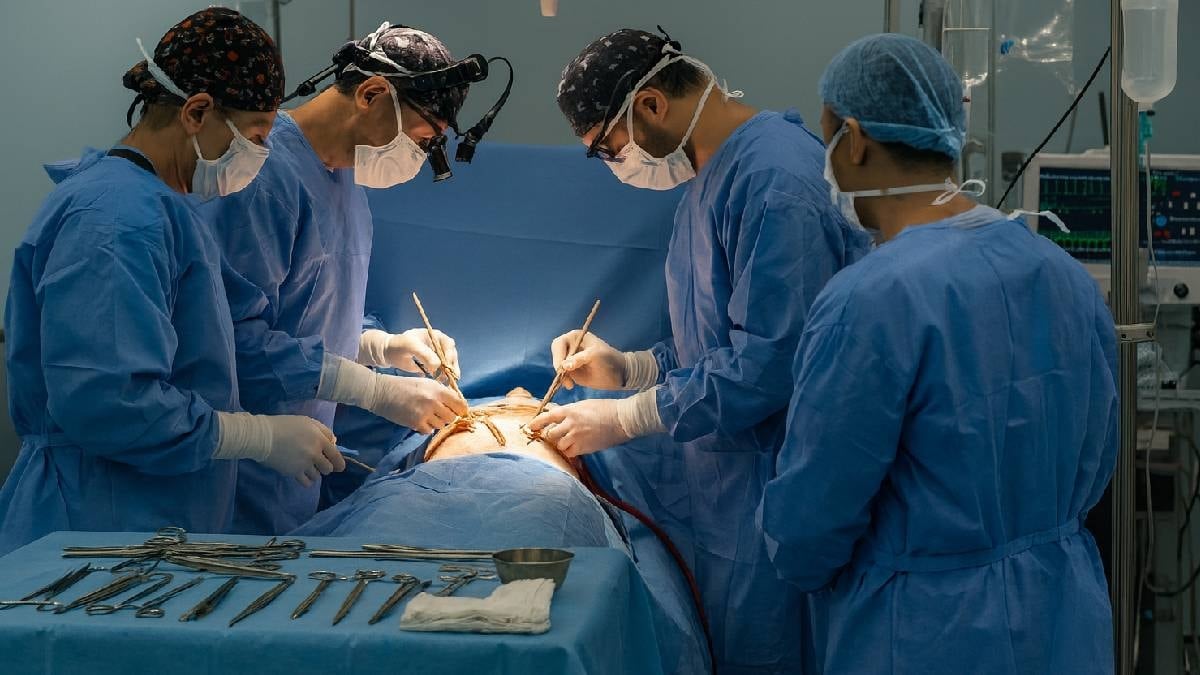 Tıp dünyasında bir ilk: Doktorlar bir insana domuz akciğeri nakletmeyi başardı