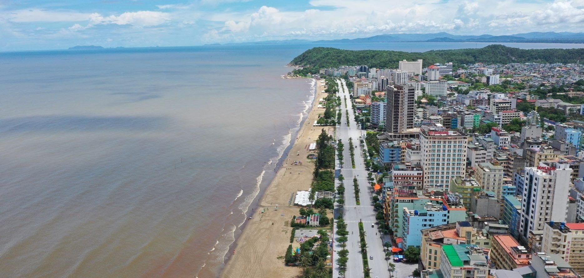 Ülkede hayat resmen durdu! 300 bin asker hazırda bekliyor!