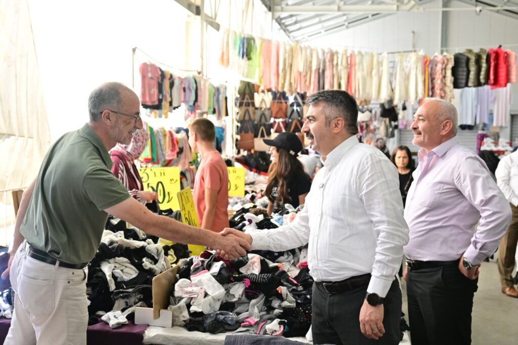 AŞKAN YILMAZ ÜRETEN KADINLARLA BULUŞTU