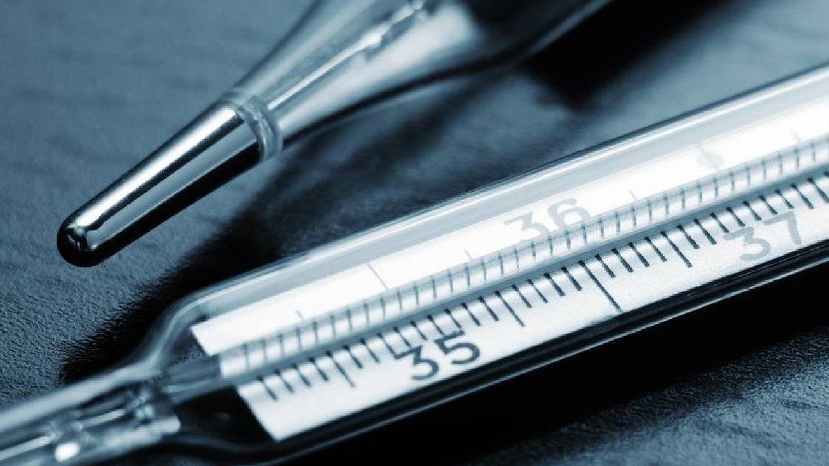 22 yıl boyunca kalçasında unutulan termometre ile yaşadı