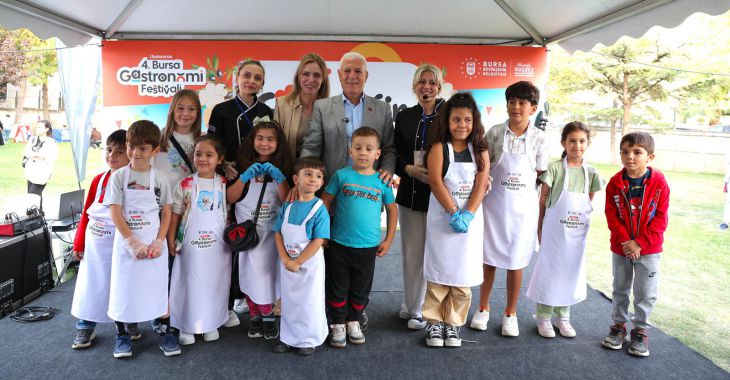 Minik şeflere Bozbey amcalarından alkış