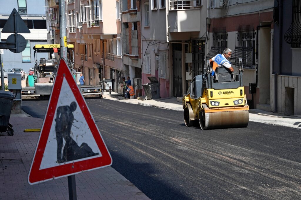 Osmangazi’de 160 ton asfalt döküldü