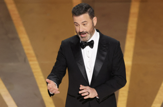 ABD’de komedyen Jimmy Kimmel’ın TV şovu Charlie Kirk paylaşımları sonrası süresiz askıya alındı