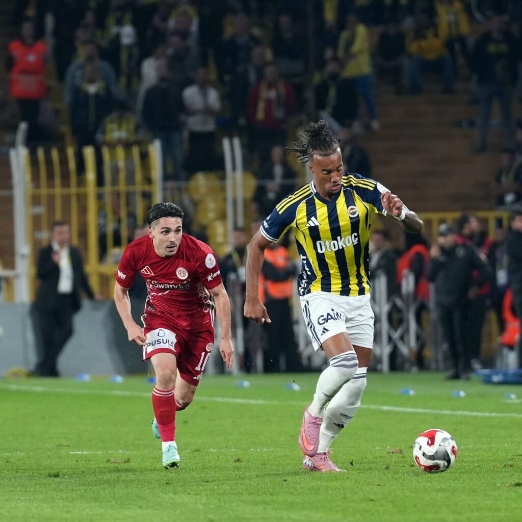 Antalyaspor’da sakatlık şoku!