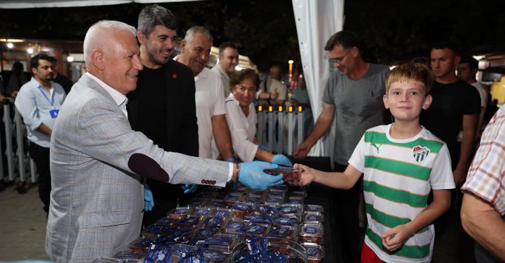 Başkan Bozbey, “Mevlid Kandili, tüm hemşehrilerimize hayırlar getirsin’’