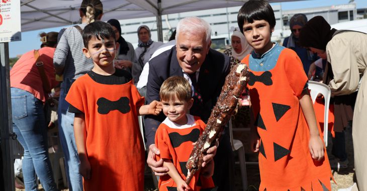 Çağlar öncesine festival tadında yolculuk