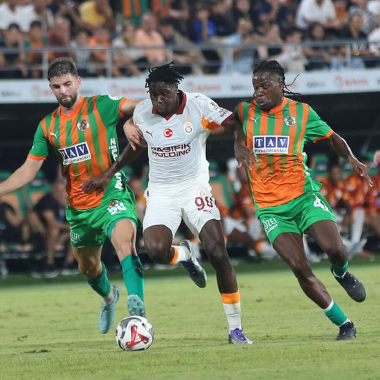 Daha çok çalışmamız gerekiyor