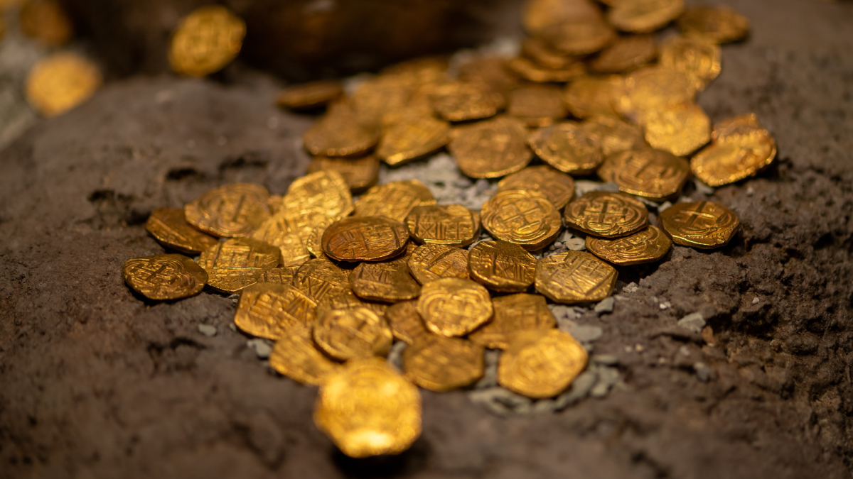 Dibinde 20 milyon tonluk altın rezervi yatıyor: Ülkeler definecileri harekete geçirdi