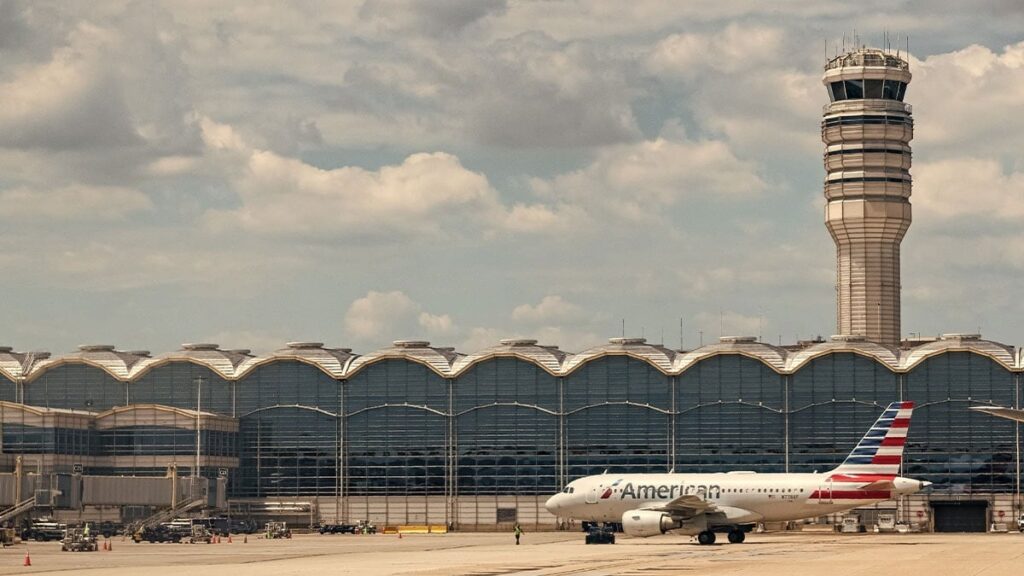 Doğru yönlendirilmeyen uçağa 400 milyon TL tazminat