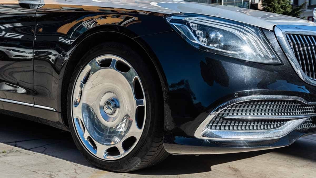 Dünya yıldızı araba alırken dolandırıldı: 5 milyon dolar…