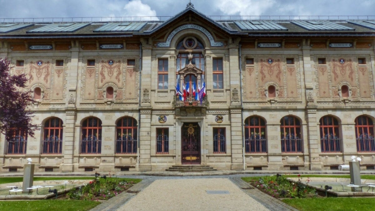 Fransa’da müzeden 9,5 milyon Euro değerindeki tarihi eserler çalındı