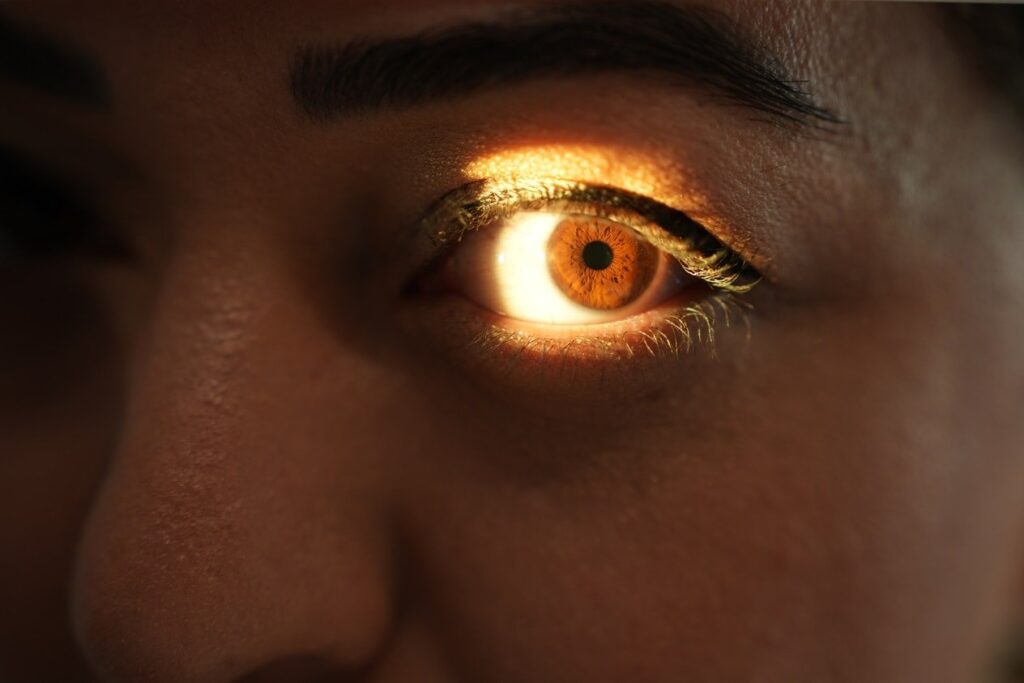 Gözde kanama yapan virüs yayılmaya başladı