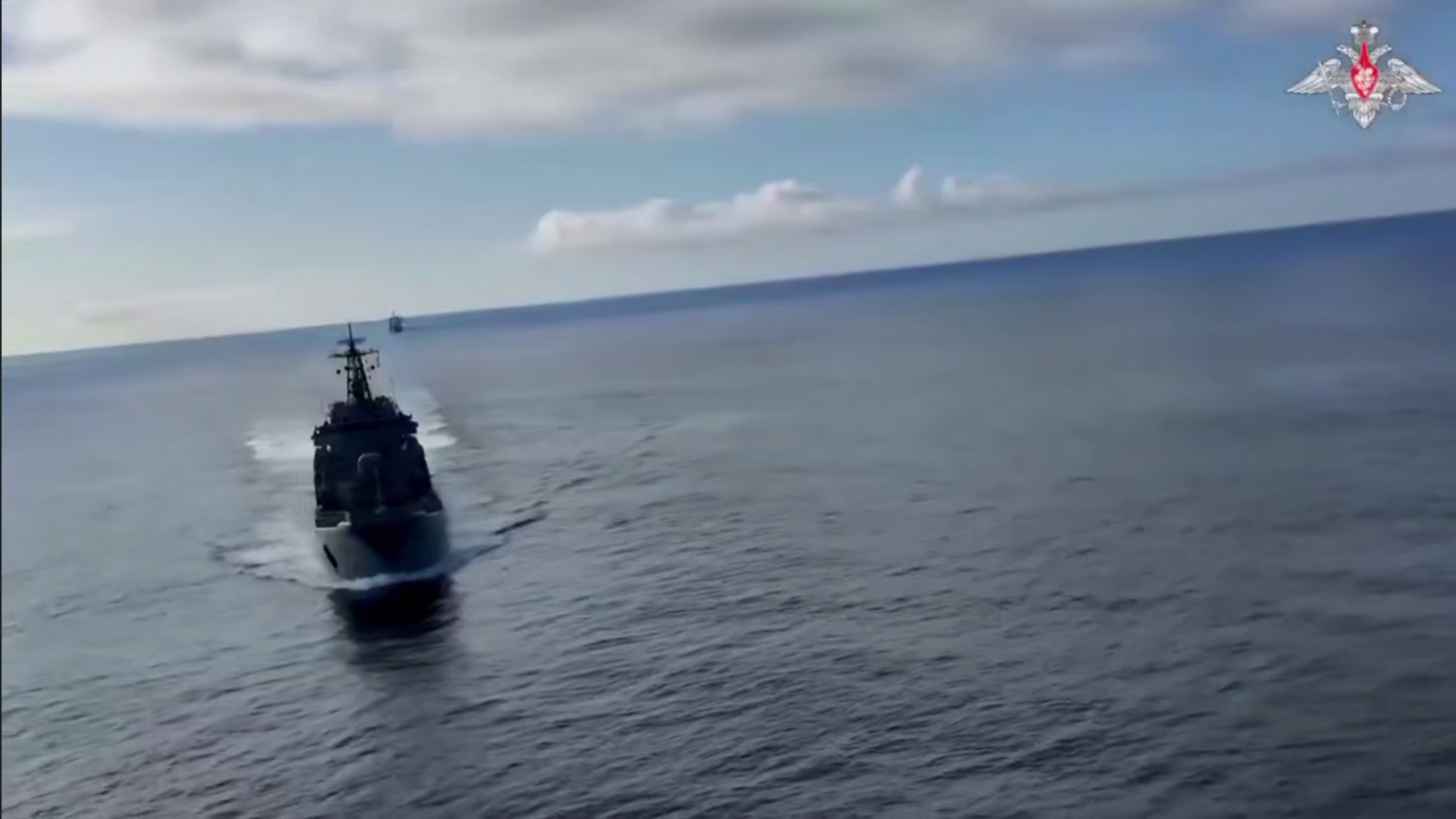 İHA’larıyla kriz yaratan Rusya, füzeleriyle şov yaptı