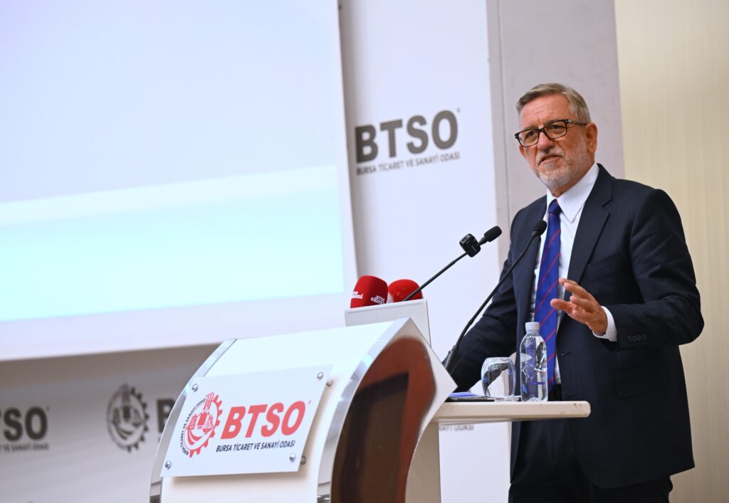 YKS’de Dereceye Giren Bursalı Gençler BTSO’da Ödüllendirildi