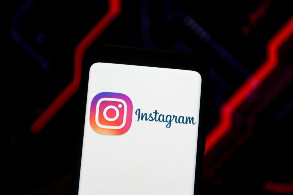 Intagram’a “filtresiz” özelliği geliyor