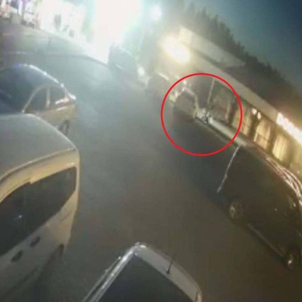 Keresteyle dövülerek öldürüldü