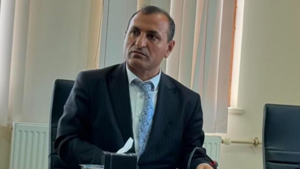 Malatya Yazıhan Belediye Başkanı Abdulvahap Göçer, Veli Ağbaba’yı topa tuttu!