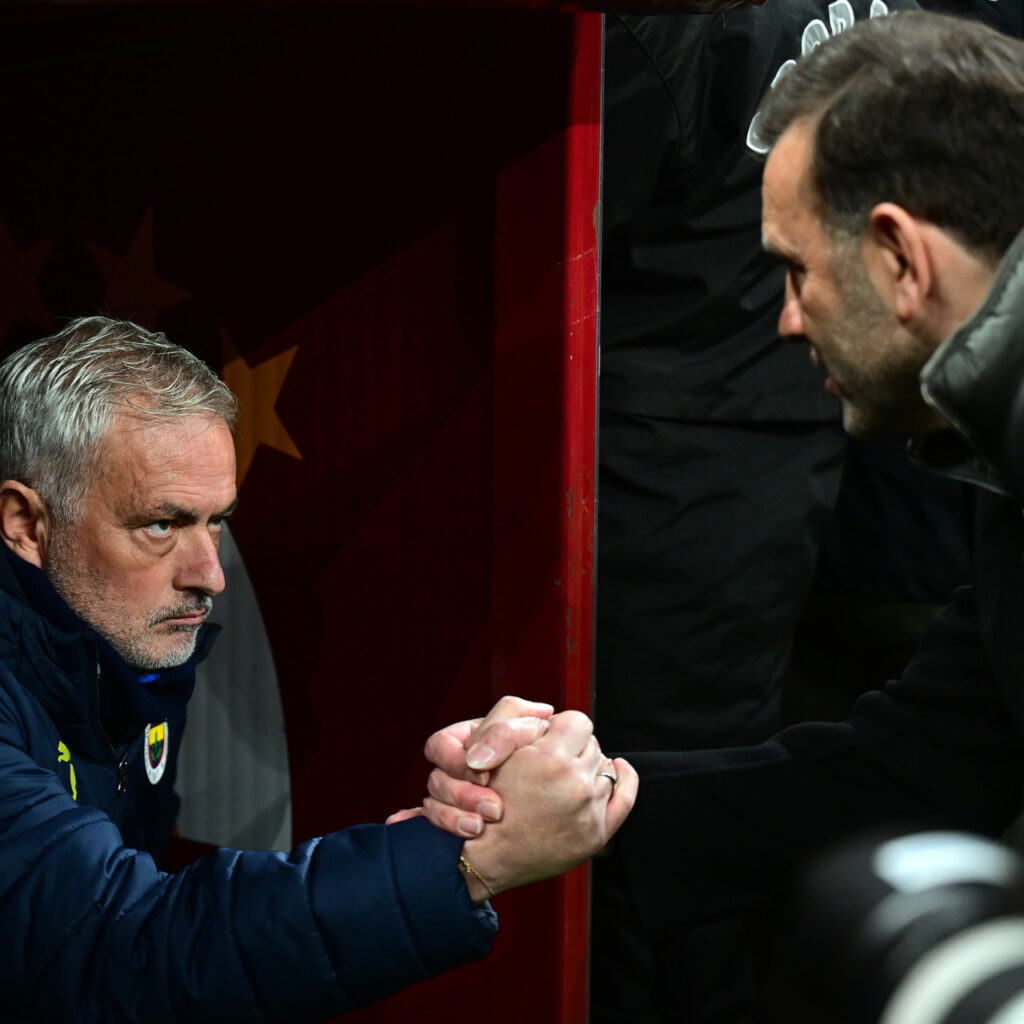 Okan Buruk’tan Mourinho’ya flaş sözler: Ben daha iyiydim!