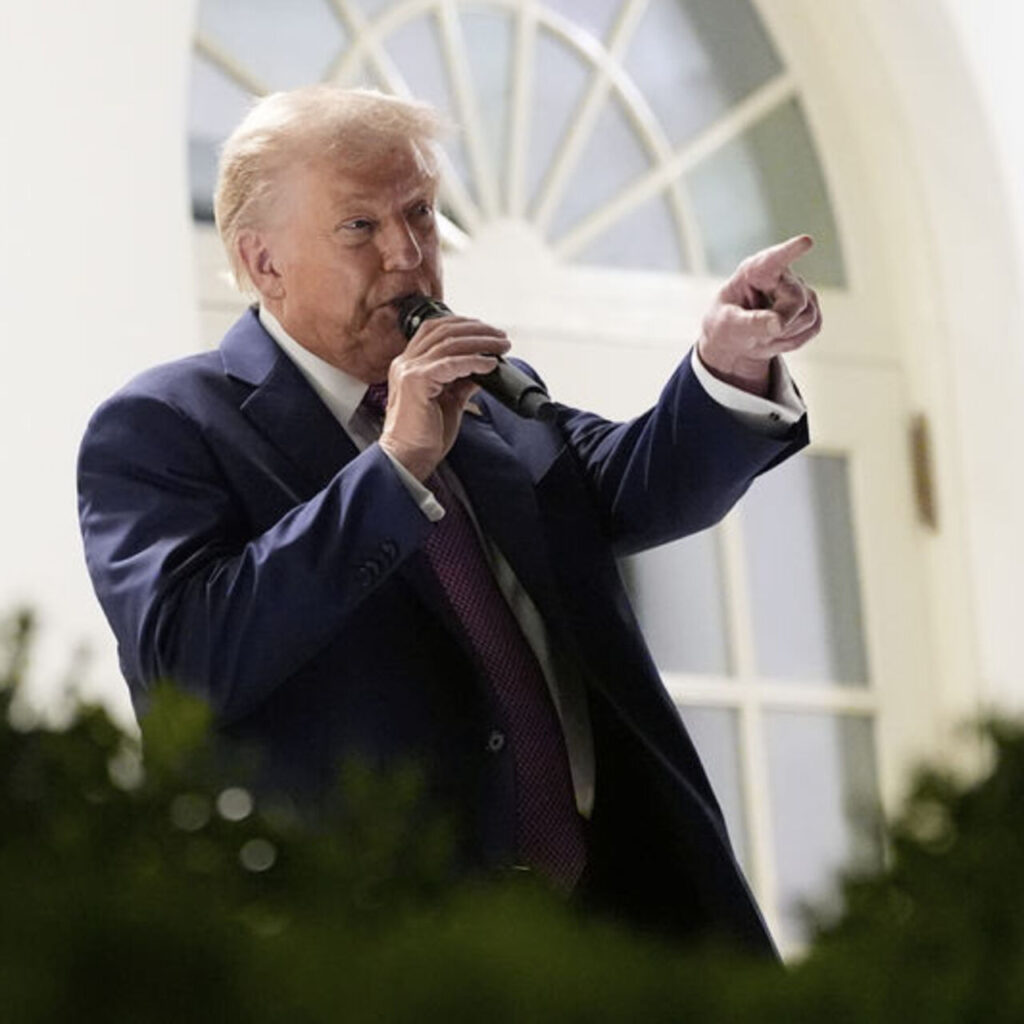 Trump’tan Chicago mesajı