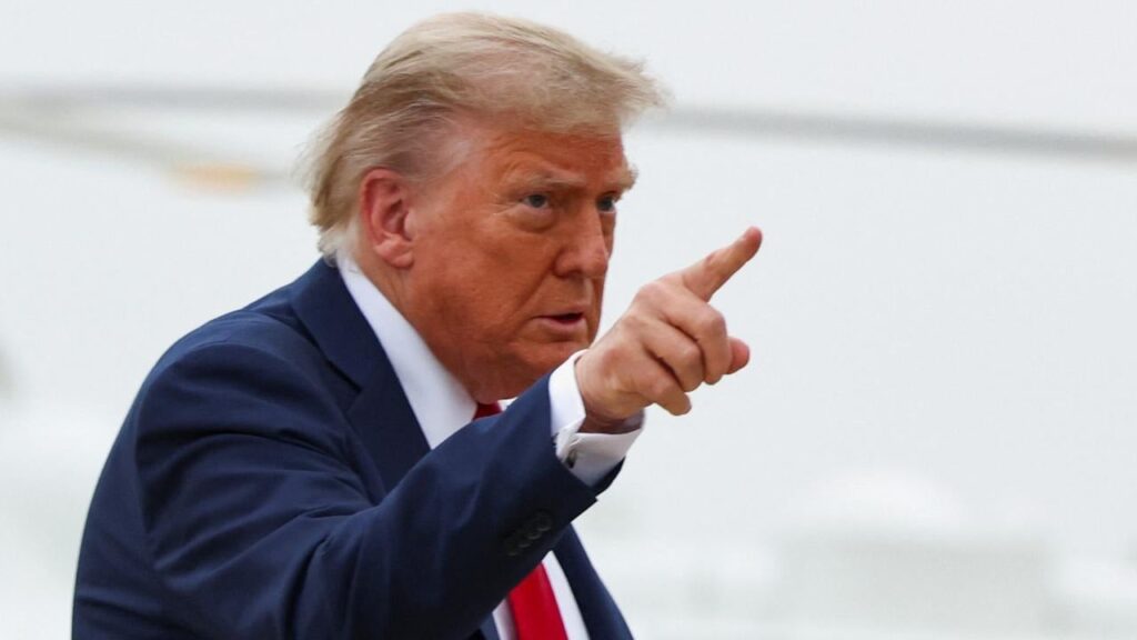 Trump’tan ilaç devlerine COVID-19 ilaçları için “başarıyı kanıtlayın” çağrısı