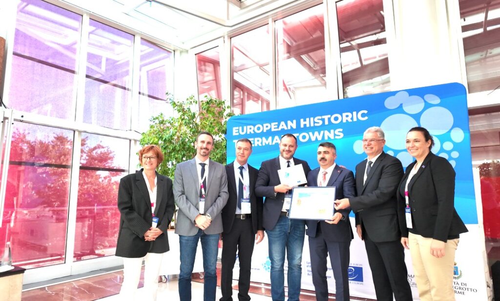 BURSA DÜNYAYA AÇILACAK