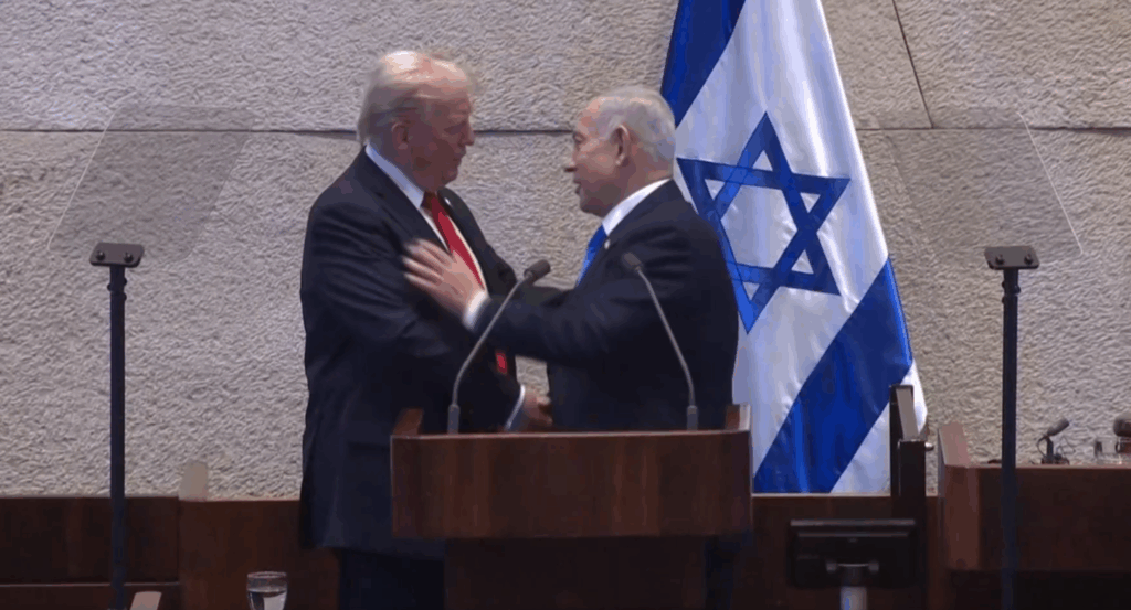 22 ülkenin başkanları toplantıya başlamak için İsrail’deki Trump’ı bekliyor