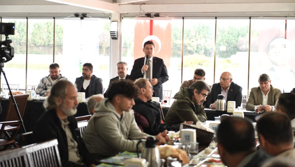 Başkan Aydın amatör spor kulüplerinin başkanlarıyla bir araya geldi