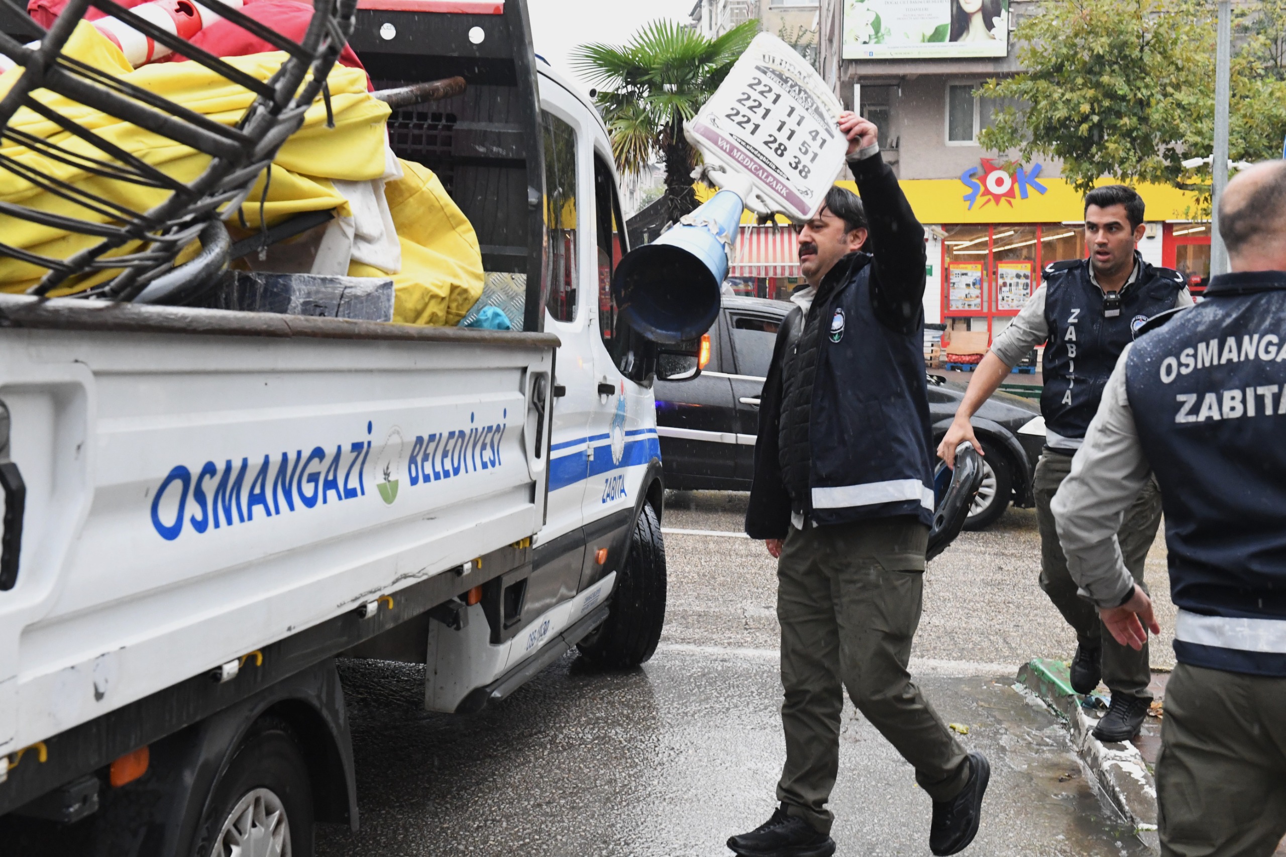 Osmangazi Belediyesi işgallere göz açtırmıyor