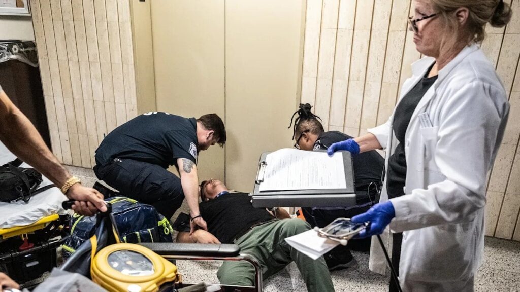 ABD ajanları gazetecileri fırlattı: Anadolu Ajansı muhabiri yaralandı