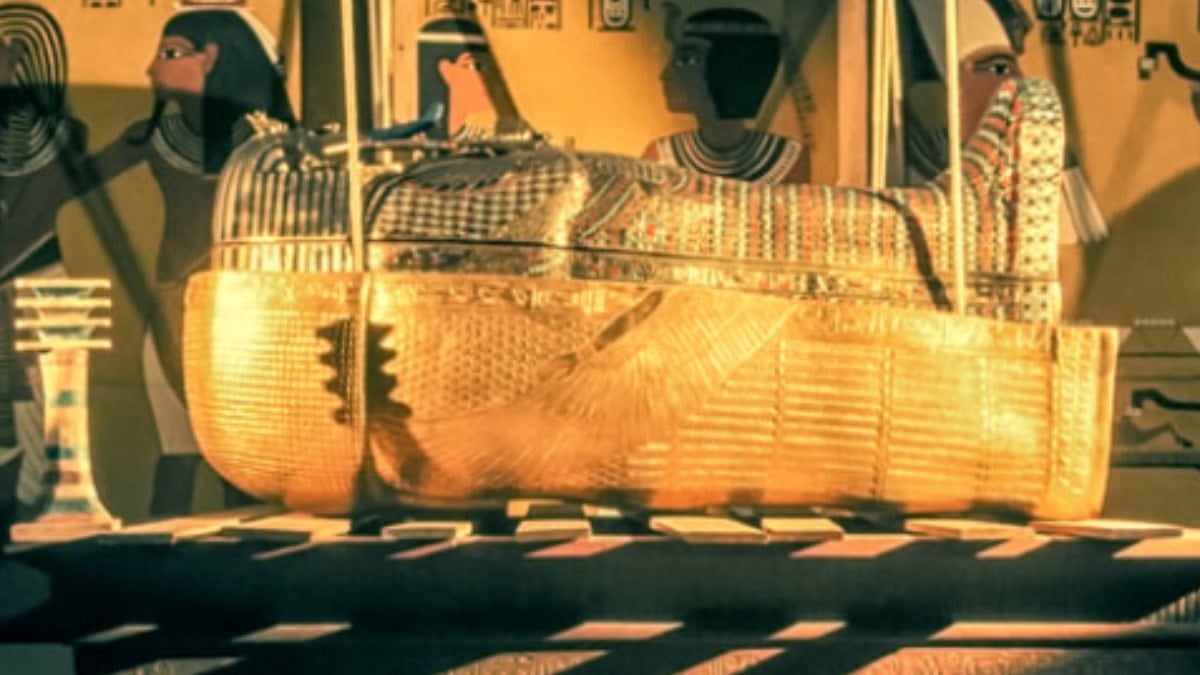 Antik sırlarla dolu mezar yok olmaya başladı