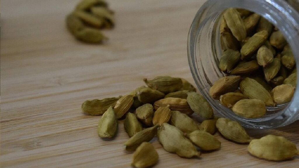 Baharatların kraliçesi deniliyor, virüslere karşı doğal kalkan: Kalp ve mideye iyi geliyor