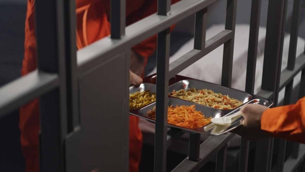 Birinde et lüks, diğerinde bir kuş sütü eksik… İşte ülke ülke hapishane menüleri