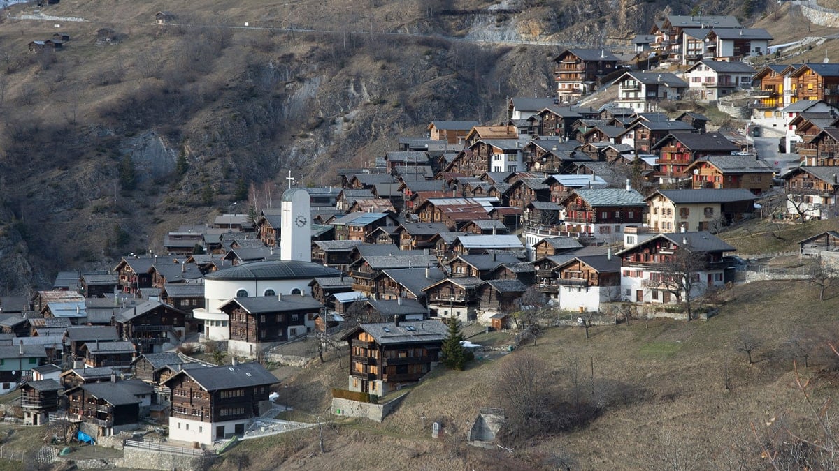 Bu köye taşınana 1.2 milyon TL veriliyor