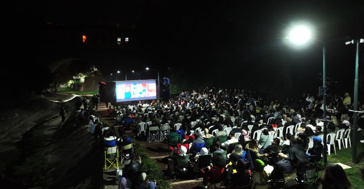 Bursa’da açık havada sinema keyfi
