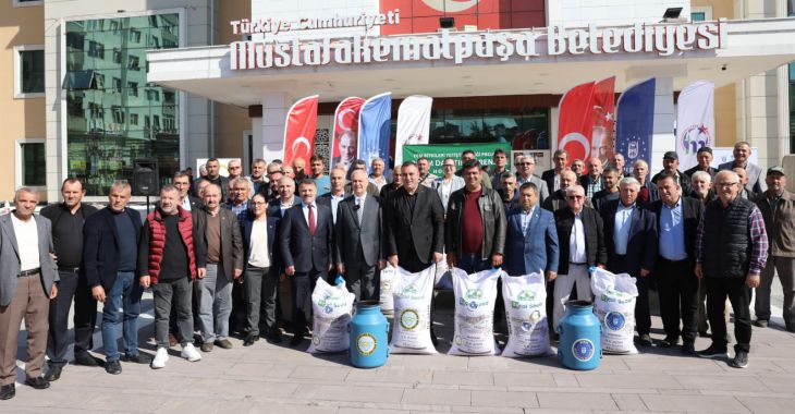 Büyükşehir ile tarlalar bereketleniyor