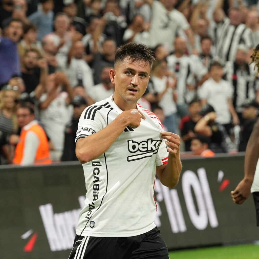 Cengiz Ünder 11’e göz kırpıyor!