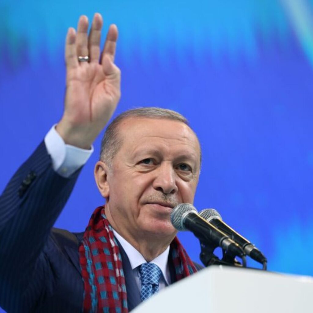 Cumhurbaşkanı Erdoğan, Sisi ve Trump’ın davetine icabet edecek