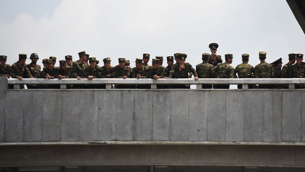 Dünyanın en ‘geçilmez’ sınırını aştı