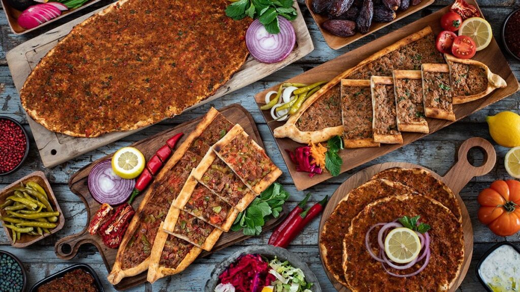 Dünyanın en iyi yemek şehirleri açıklandı: İki ilimiz listede yer aldı