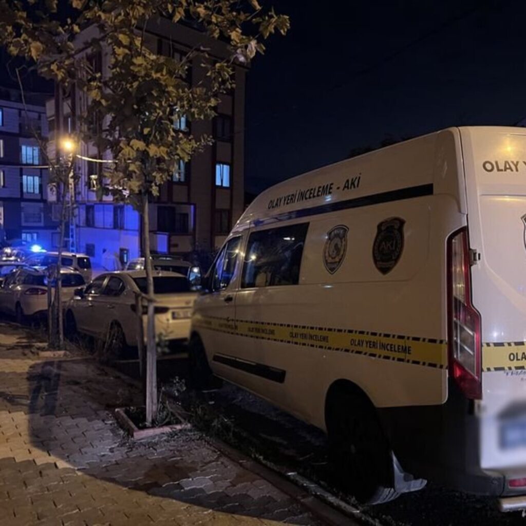 Evine giderken silahla vurularak öldürüldü