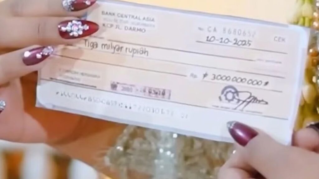 Evlenmek için 7.5 milyon TL ödedi: Düğünden gelinin motosikletiyle kaçtı