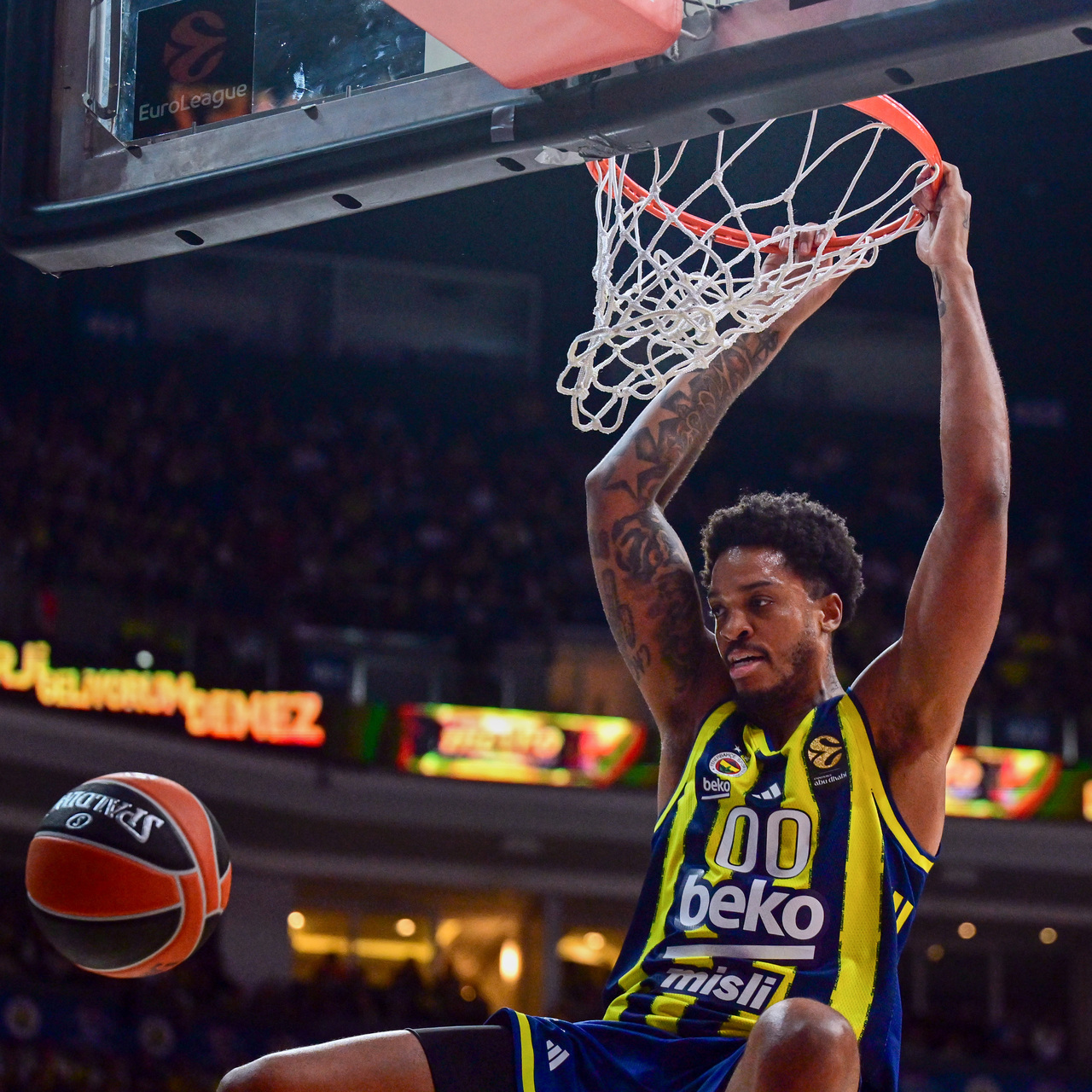 Fenerbahçe Beko’dan EuroLeague’e harika başlangıç!