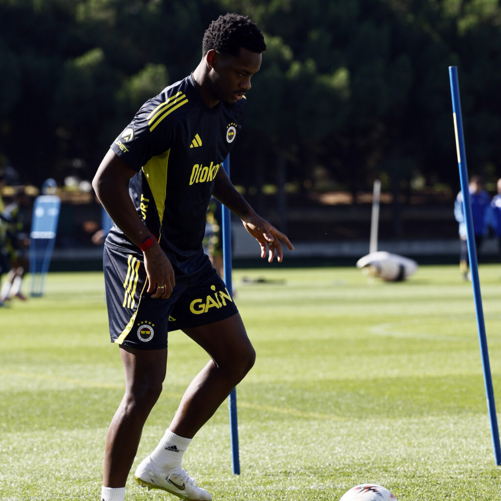 Fenerbahçe’de Stuttgart mesaisi sürüyor!