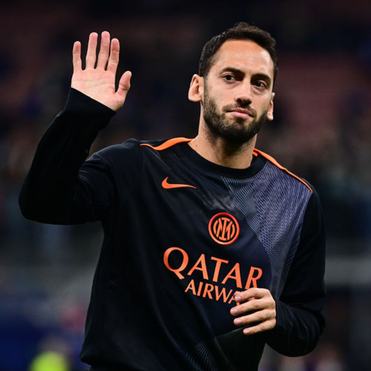 Hakan Çalhanoğlu’ndan transfer açıklaması!