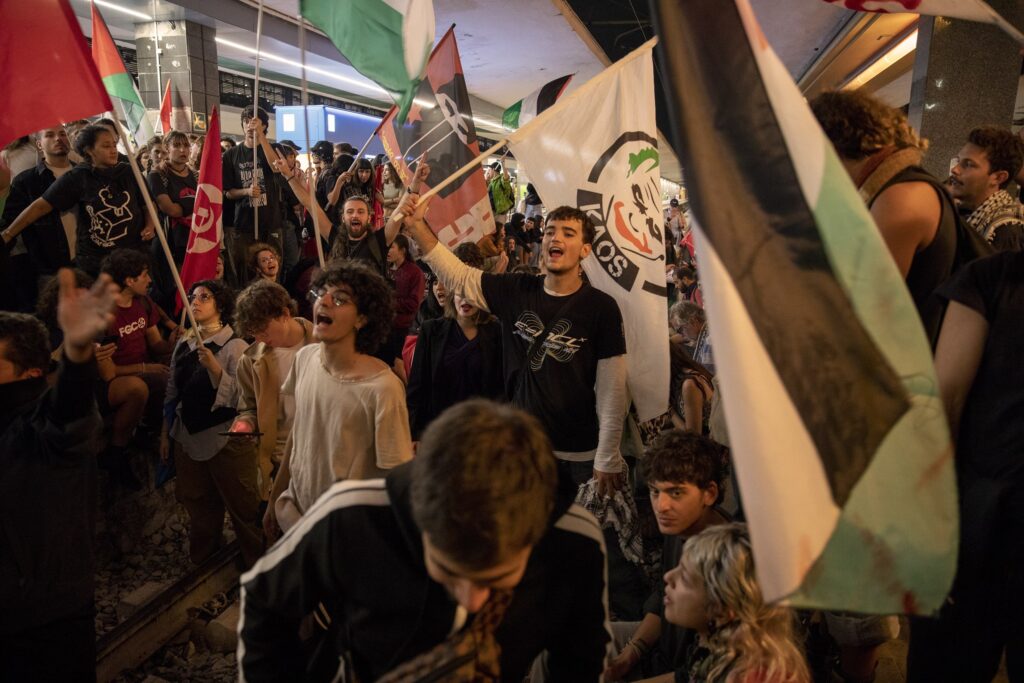 İsrail’in Sumud filosuna müdahalesine dünyadan tepkiler çığ gibi büyüdü