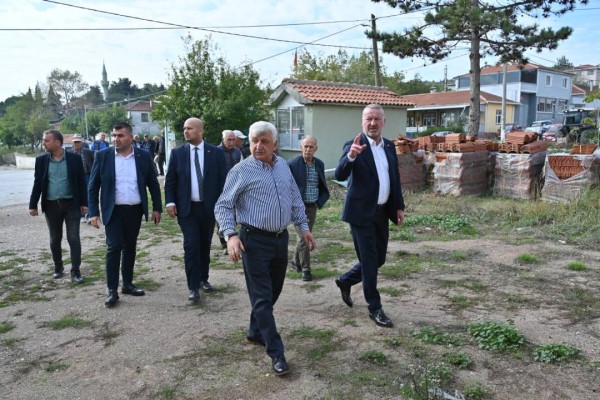 Karabatı’dan mahalle mahalle hizmet mesaisi!