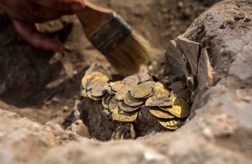 Kazmayı vurdu, servet buldu