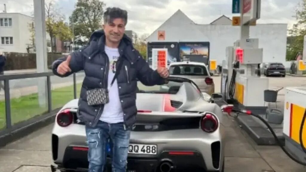 Loto milyoneri Türk’ün Ferrarisi kurşunlandı