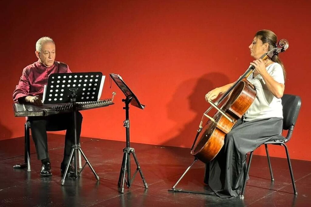 MEM Sahne’de sezon çello ve kanunun buluşmasıyla başladı