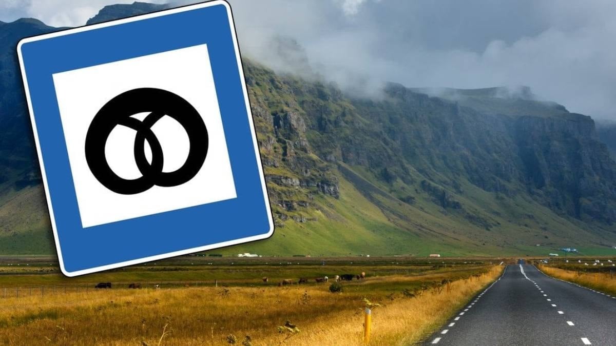 Mavi zemin üzerinde simitli trafik levhası yollarda görülmeye başlandı: İşte anlamı